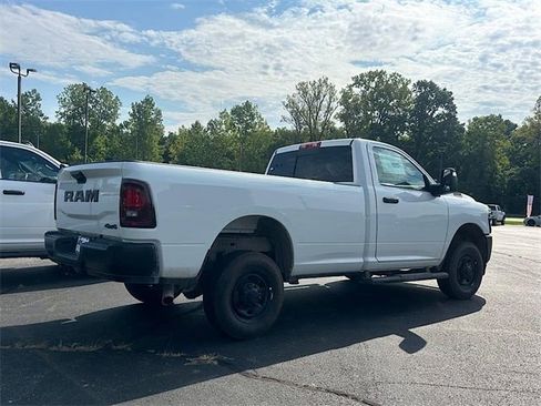 Used 2026 RAM 2500 Tradesman AWD/4WD image 9