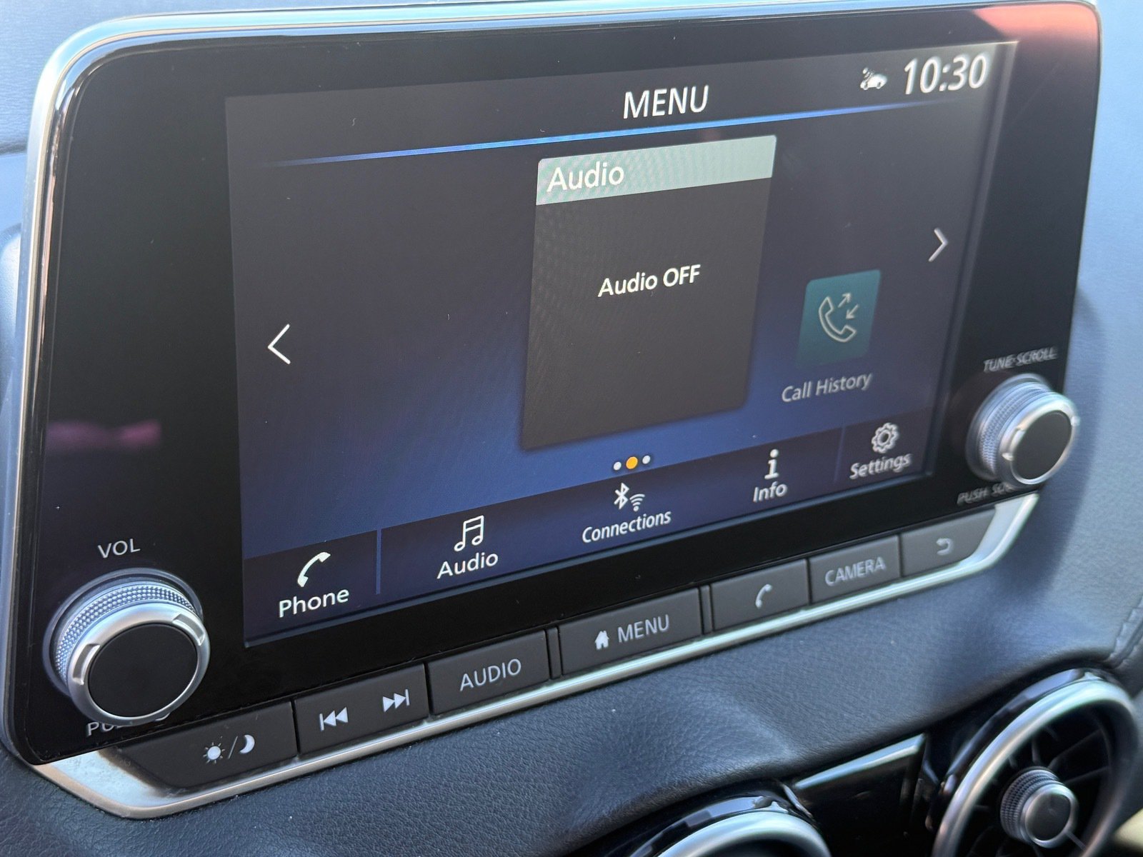 Used 2025 Nissan Sentra SV FWD image 26