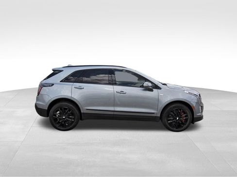 New 2026 Cadillac XT5 Sportv w/ LPO, Onyx Lite Package AWD/4WD image 5