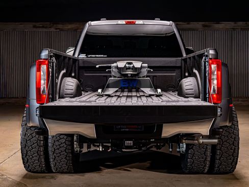 Used 2026 Ford F450 XLT w/ FX4 Off-Road Package image 9