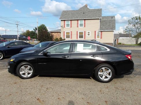Used 2020 Chevrolet Malibu LS w/ LPO, Convenience Package 2 FWD image 3