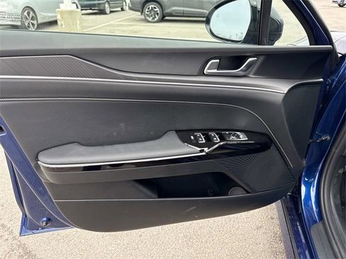 New 2026 Kia K5 GT-Line image 10