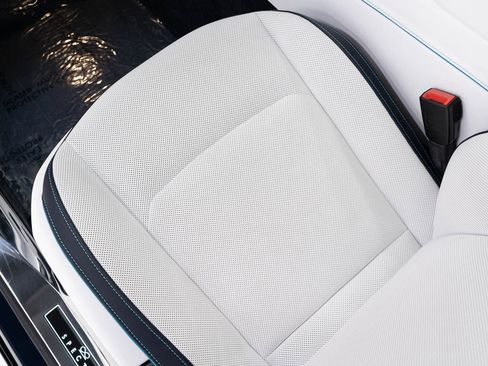 Certified 2026 Rolls-Royce Spectre Black Badge AWD/4WD image 19