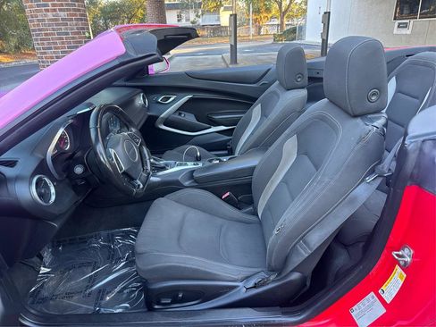 Used 2018 Chevrolet Camaro LT image 9