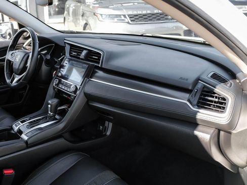 Used 2019 Honda Civic Touring image 13