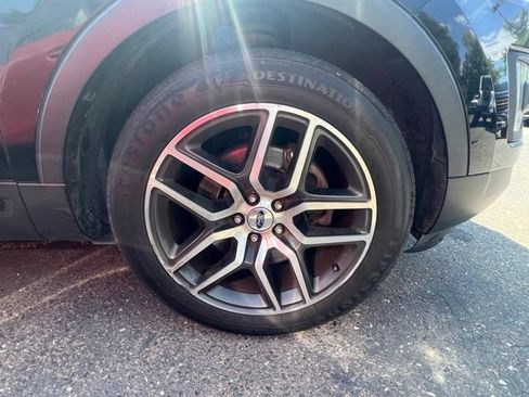Used 2017 Ford Explorer Sport w/ Equipment Group 401A AWD/4WD image 5