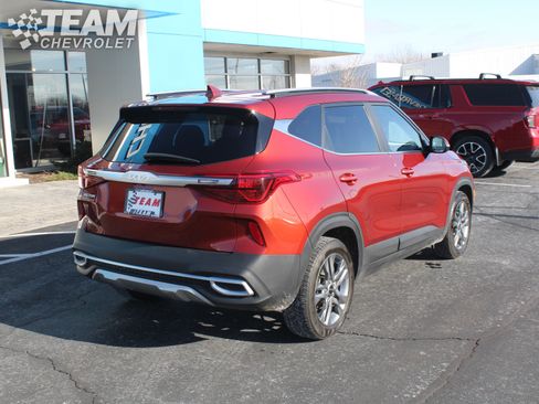 Used 2023 Kia Seltos S image 4