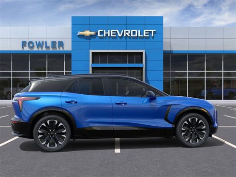 New 2026 Chevrolet Blazer EV RS image 5