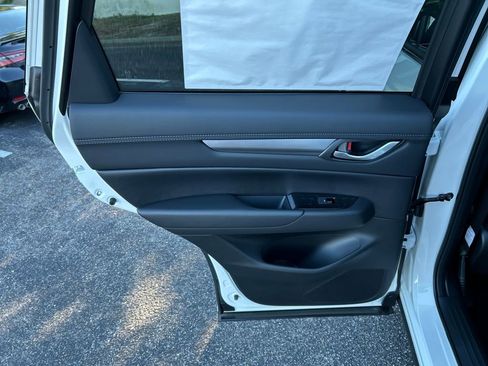 New 2025 MAZDA CX-5 AWD 2.5 S w/ Select Package image 23