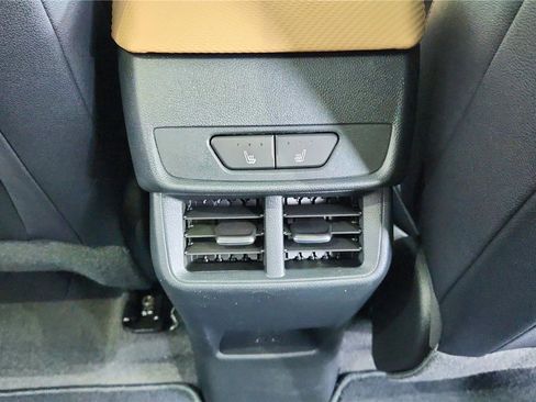 New 2026 Chevrolet Equinox ACTIV w/ Convenience Package III image 32