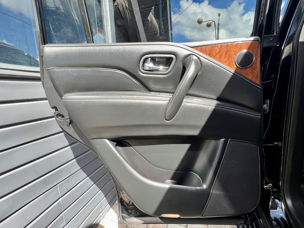 Used 2019 INFINITI QX80 Luxe AWD/4WD image 38
