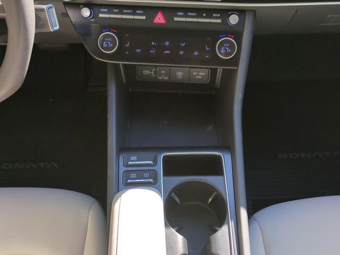 Certified 2024 Hyundai Sonata SEL image 17