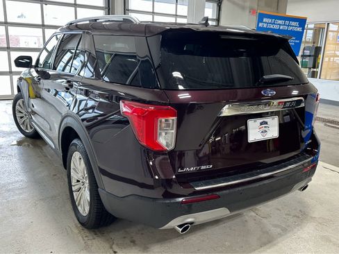 Used 2023 Ford Explorer Limited w/ Equipment Group 301A image 5