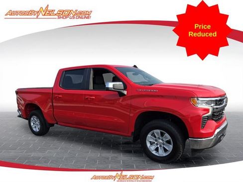 Used 2025 Chevrolet Silverado 1500 LT AWD/4WD image 1