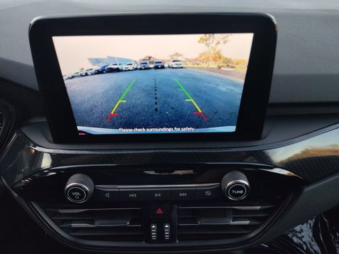 Used 2024 Ford Escape ST-Line image 7