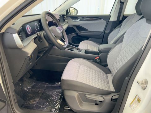 New 2026 Volkswagen Tiguan S image 5