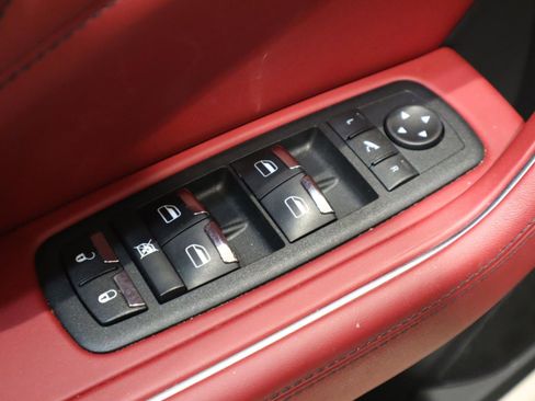 Used 2022 Maserati Levante Modena AWD/4WD image 27