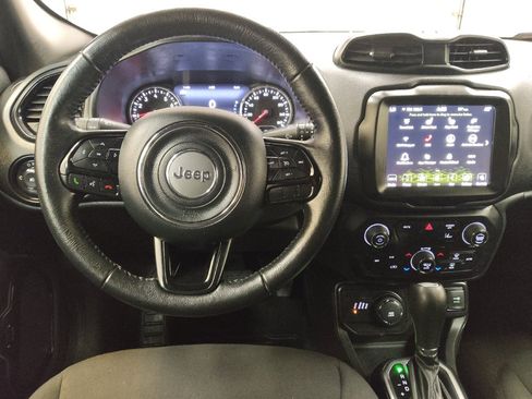 Used 2022 Jeep Renegade Altitude w/ Convenience Group image 22