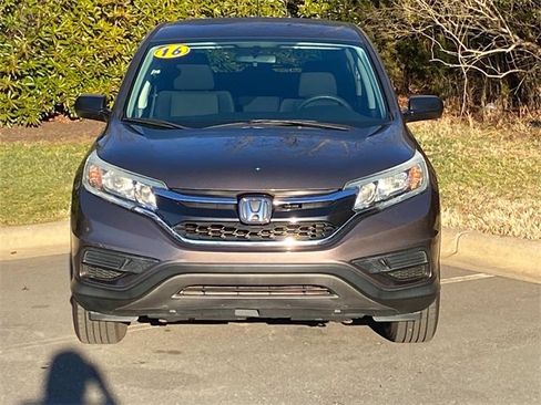 Used 2016 Honda CR-V SE image 2