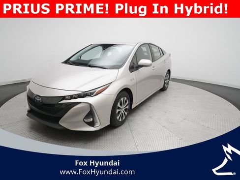 Used 2021 Toyota Prius Prime Limited w/ Carpet Mat Package (TMS) image 34