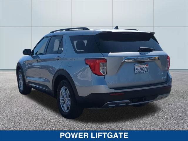 Used 2023 Ford Explorer XLT w/ Equipment Group 202A RWD image 3