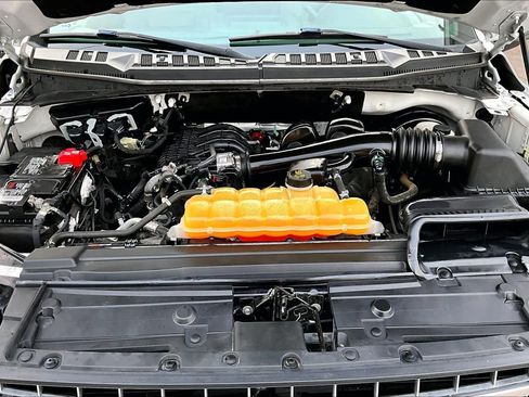 Used 2018 Ford F150 XLT w/ Equipment Group 302A Luxury image 31