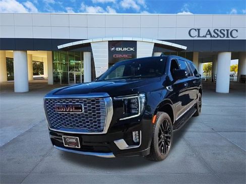 Used 2024 GMC Yukon XL Denali image 3