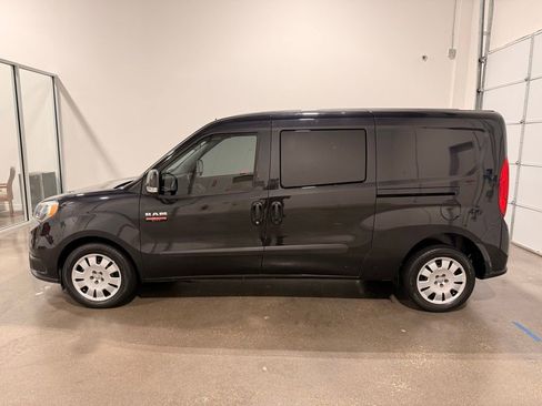 Used 2021 RAM ProMaster City Tradesman SLT image 8