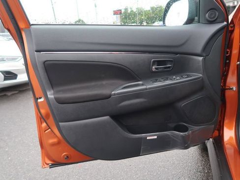 Used 2025 Mitsubishi Outlander Sport ES AWD/4WD image 21