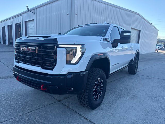 Used 2025 GMC Sierra 2500 AT4X AWD/4WD image 1