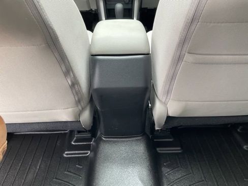 Used 2016 Subaru Forester 2.5i Premium w/ All-Weather Package image 25