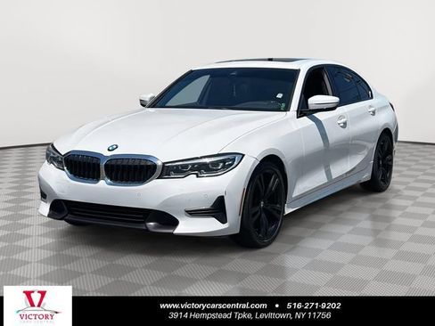 Used 2022 BMW 330i Sedan w/ Driving Assistance Package RWD image 1