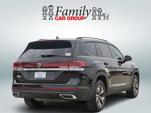 New 2026 Volkswagen Atlas SE FWD image 4