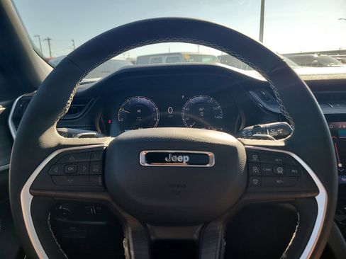 New 2026 Jeep Grand Cherokee L Limited RWD image 33