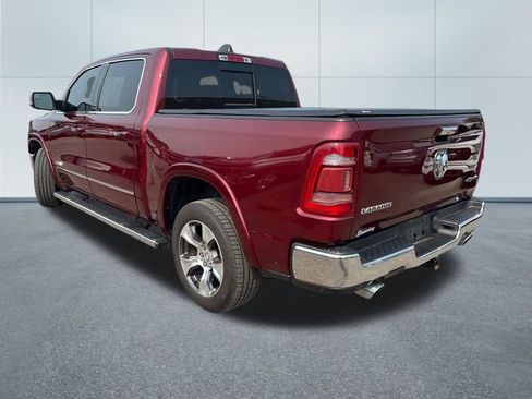 Used 2019 RAM 1500 Laramie AWD/4WD image 2