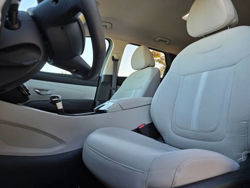 Used 2025 Hyundai Tucson SEL image 18