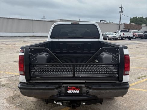 Used 2005 Ford F250 XL image 8