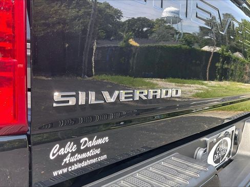 Used 2024 Chevrolet Silverado 2500 Custom w/ Custom Value Package AWD/4WD image 30