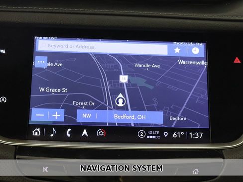 Used 2022 Cadillac XT5 Premium Luxury w/ LPO, Floor Liner Package image 3