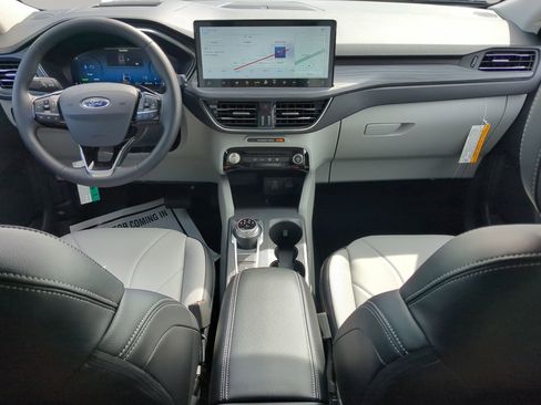 New 2026 Ford Escape PHEV w/ PHEV Premium Package image 45