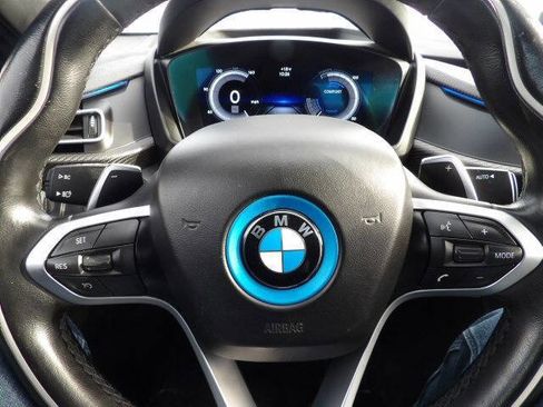 Used 2019 BMW i8 Roadster image 30