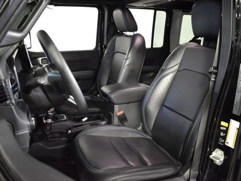 Used 2024 Jeep Wrangler High Altitude AWD/4WD image 9