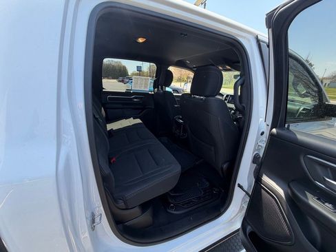 Used 2019 RAM 1500 Big Horn AWD/4WD image 13
