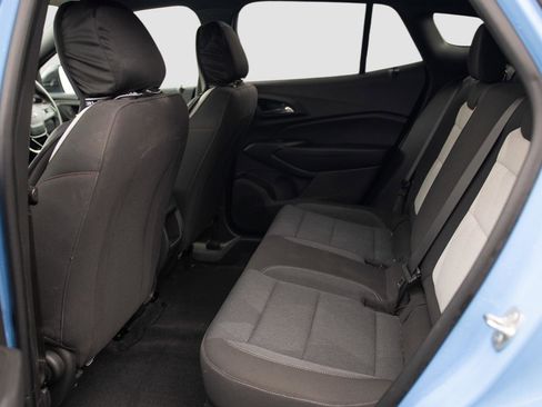 Used 2024 Chevrolet Trax RS w/ Driver Confidence Package FWD image 12