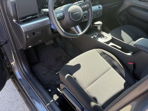 New 2026 Hyundai Kona SE AWD/4WD image 11