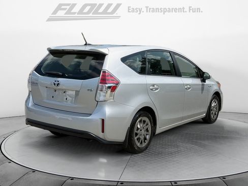 Certified 2017 Toyota Prius V Three FWD image 9