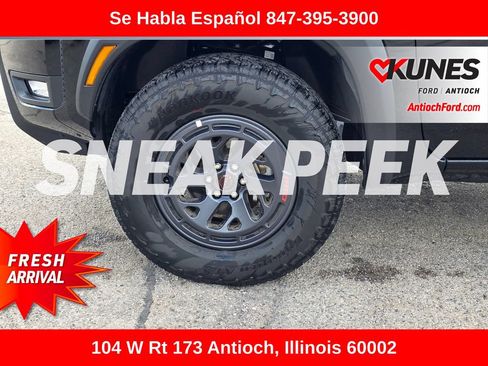 Used 2026 Nissan Frontier PRO-4X AWD/4WD image 15