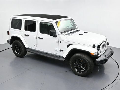 Used 2023 Jeep Wrangler Unlimited Sahara AWD/4WD image 41