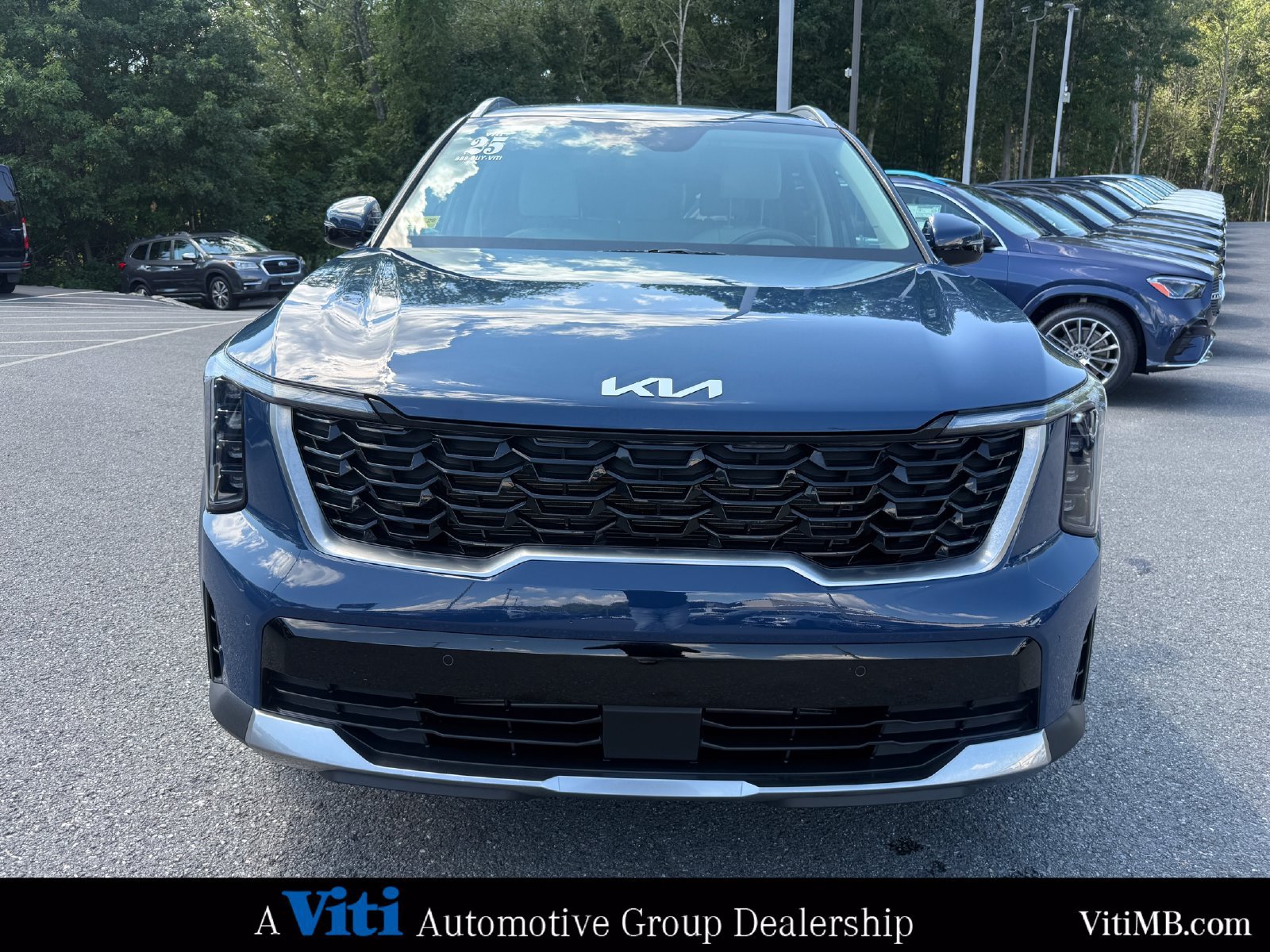 Used 2025 Kia Sorento S FWD image 3