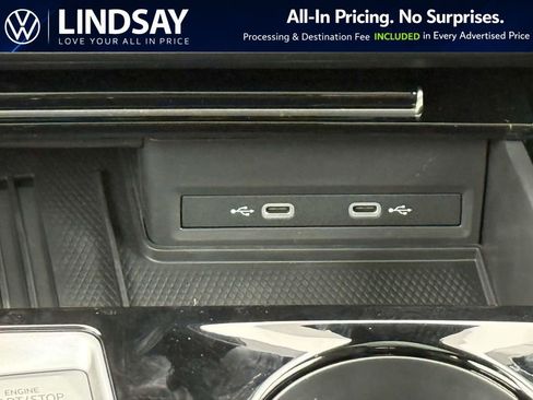 New 2026 Volkswagen Atlas Cross Sport SEL R-Line AWD/4WD image 16